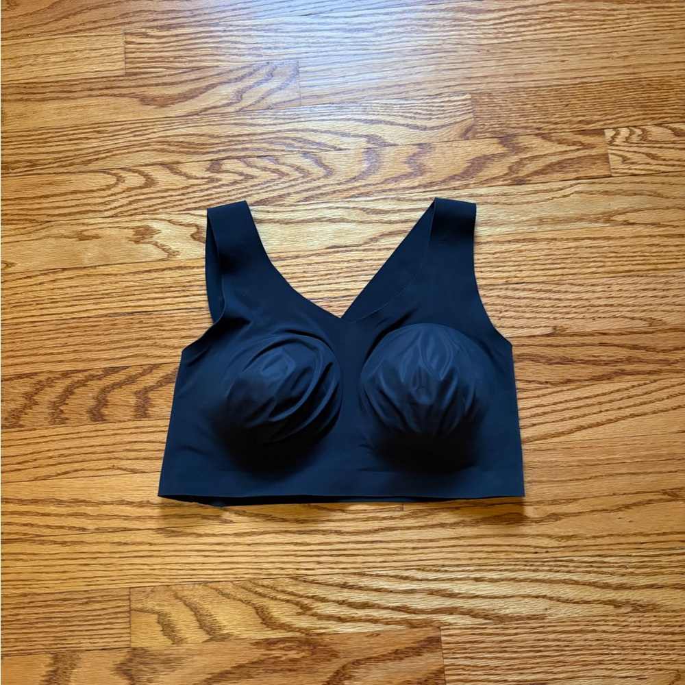 Evelyn & Bobbie The Defy Black Bra